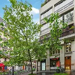 Gorgeous Apartment In Paris With Wifi